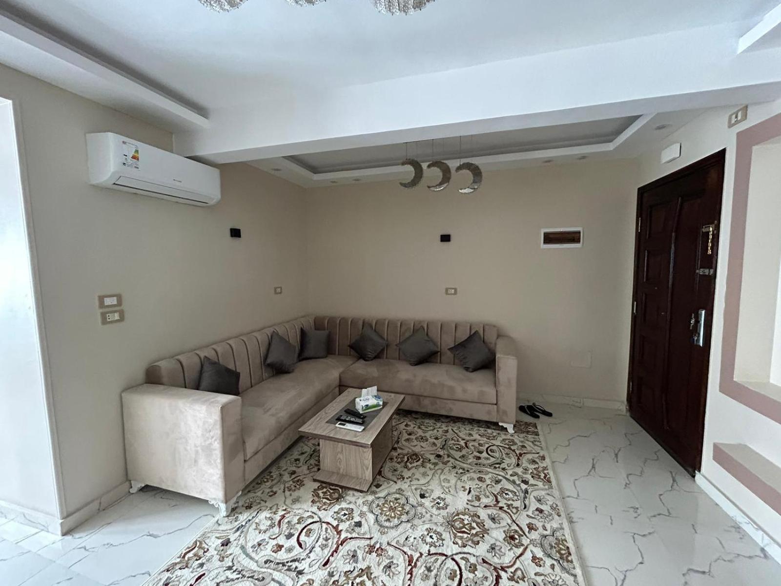Apartment Hossam 1 Хургада Экстерьер фото